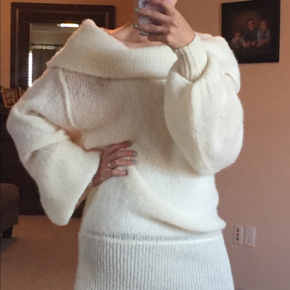 Free People Off the Shoulder Slouchy Sweater Ivory - Picture 7 of 8